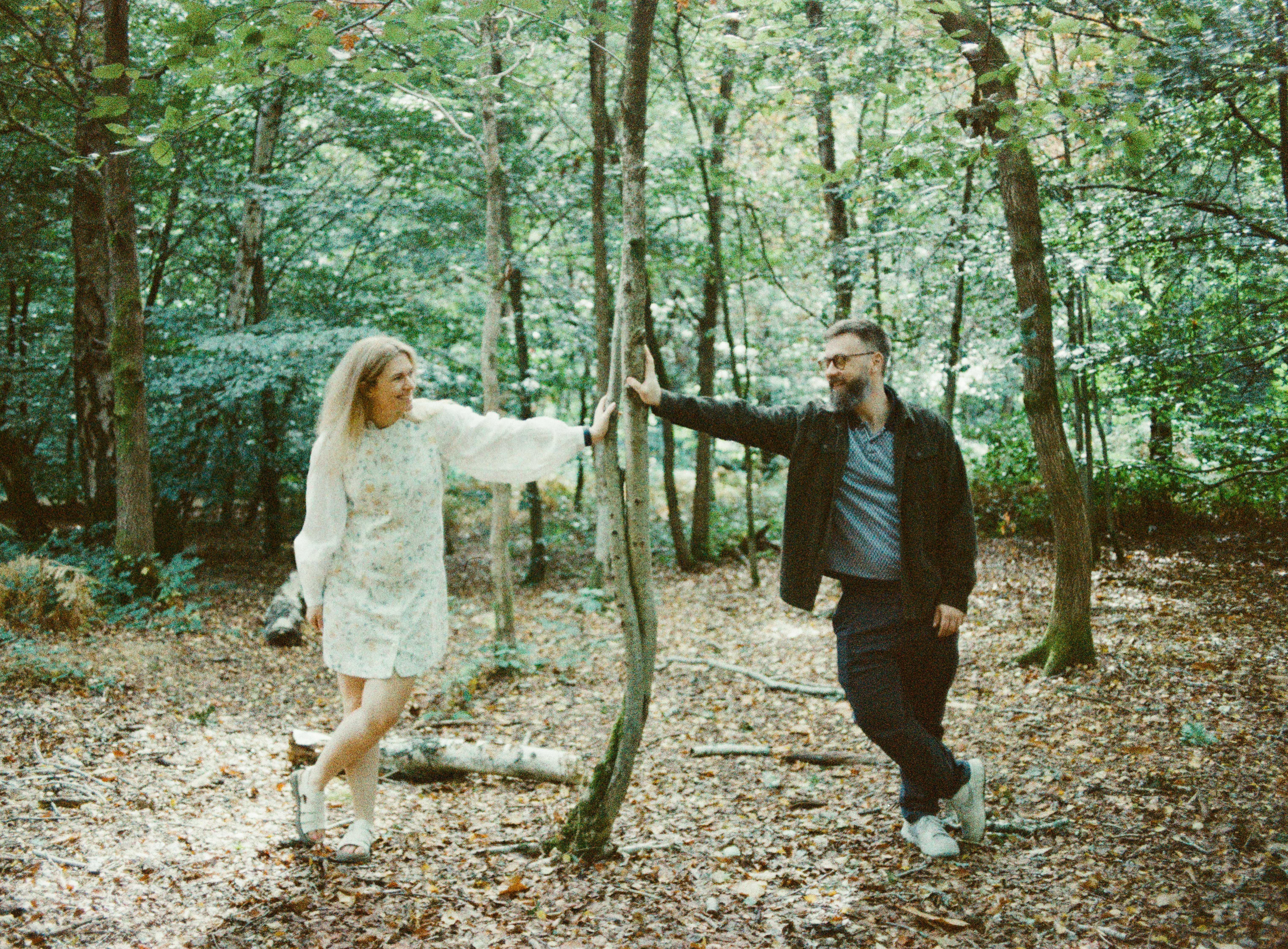 Brittany & Tom Engaged Photo